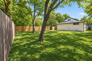 807 Wyatt St, Waxahachie, TX 75165 - Photo 38
