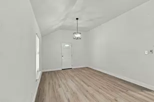 807 Wyatt St, Waxahachie, TX 75165 - Photo 4