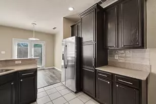 932 Avondale Ln, Plano, TX 75025 - Photo 8
