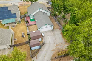 510 E Avenue F, Midlothian, TX 76065 - Photo 4