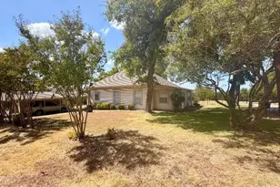 310 W Church St, Forney, TX 75126 - Photo 24