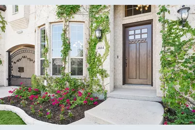 4664 Maverick Way, Carrollton, TX 75010 - Photo 2