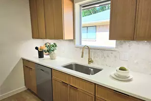 7305 Heathermore Dr, Dallas, TX 75248 - Photo 10