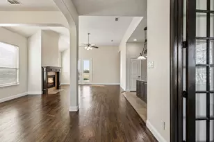 4813 Parkplace Dr, Denton, TX 76226 - Photo 2