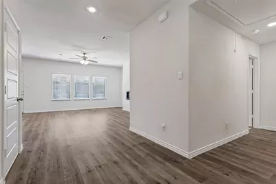 7322 Farmhouse Drive, Garland, TX 75043 - Photo 8