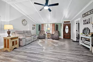 302 Longleaf St, Gun Barrel City, TX 75156 - Photo 6