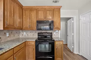 332 Hacienda Dr, Waxahachie, TX 75165 - Photo 22