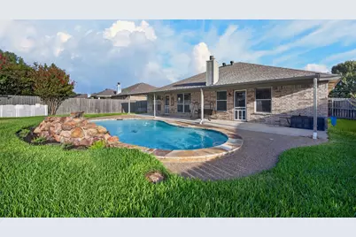 332 Hacienda Drive, Waxahachie, TX 75165 - Photo 2