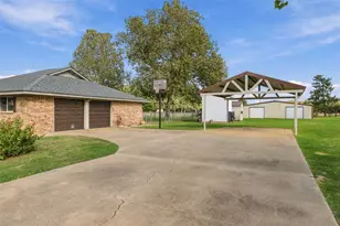 106 Vineyard St, Weatherford, TX 76087 - Photo 24