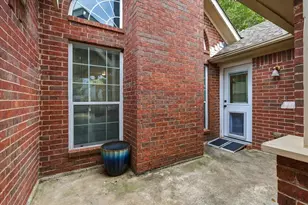 1653 Glenmore Dr, Lewisville, TX 75077 - Photo 4