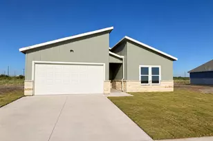 340 Mercy St, Greenville, TX 75401 - Photo 1