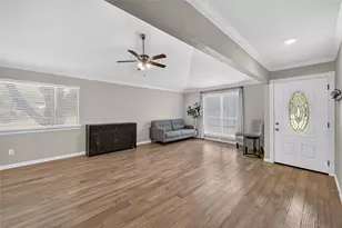806 Creekside Dr, Euless, TX 76040 - Photo 12