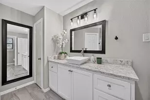 806 Creekside Dr, Euless, TX 76040 - Photo 20