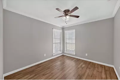 806 Creekside Drive, Euless, TX 76040 - Photo 22
