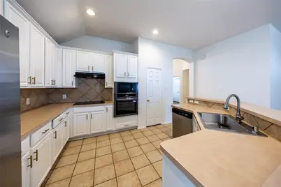 5708 Bedford Lane, The Colony, TX 75056 - Photo 12