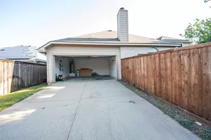 5521 Riverview Dr, The Colony, TX 75056 - Photo 30
