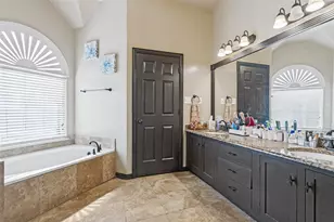 2314 Balleybrooke Dr, Lewisville, TX 75077 - Photo 16