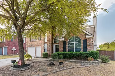 2314 Balleybrooke Drive, Lewisville, TX 75077 - Photo 2