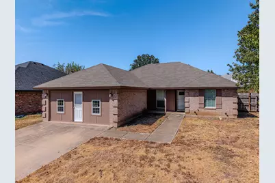 204 Troxell Boulevard, Rhome, TX 76078 - Photo 4