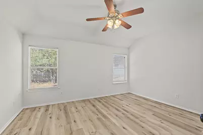 204 Troxell Boulevard, Rhome, TX 76078 - Photo 20