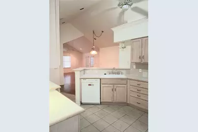 918 Bridges Drive, Arlington, TX 76012 - Photo 8