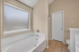 844 Canyon Cove Dr, Burleson, TX 76028 - Photo 12