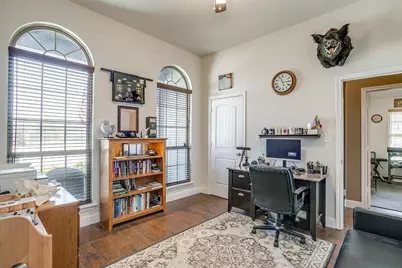 2004 Hill Crest Court, Weatherford, TX 76086 - Photo 6