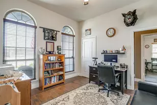 2004 Hill Crest Ct, Weatherford, TX 76086 - Photo 6