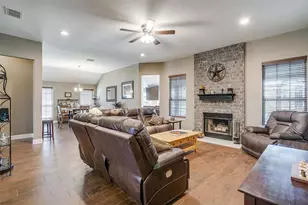 2004 Hill Crest Ct, Weatherford, TX 76086 - Photo 10