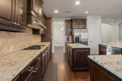 419 Paluxy Drive, Irving, TX 75039 - Photo 4