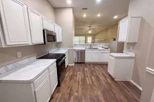 809 Canyon Cove Dr, Burleson, TX 76028 - Photo 22