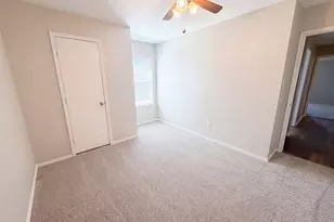 809 Canyon Cove Dr, Burleson, TX 76028 - Photo 20
