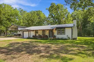 10455 Comanche, Wills Point, TX 75169 - Photo 2