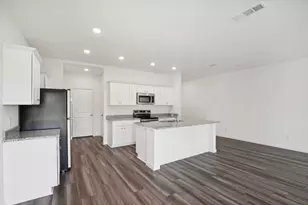 208 Ashford Ln, Cedar Hill, TX 75104 - Photo 12