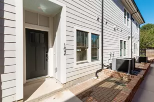 1139 Kings Hwy, Dallas, TX 75208 - Photo 4