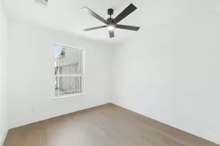 3316 Creek Meadow Dr, Anna, TX 75409 - Photo 4