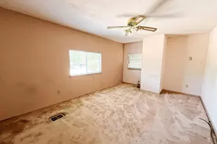 917 Bluebonnet Ln, Mesquite, TX 75149 - Photo 12