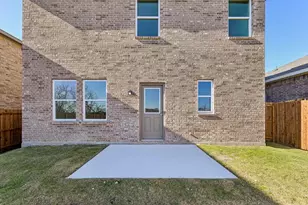 2203 Pioneer Dr, Princeton, TX 75407 - Photo 2