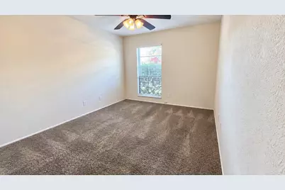 7114 Chinaberry Road, Dallas, TX 75249 - Photo 16