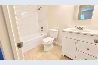7114 Chinaberry Road, Dallas, TX 75249 - Photo 12