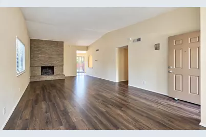 7114 Chinaberry Road, Dallas, TX 75249 - Photo 6