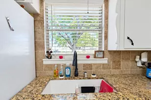 800 Kerry Ln, Azle, TX 76020 - Photo 14