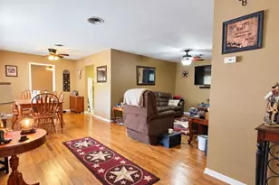 800 Kerry Ln, Azle, TX 76020 - Photo 6