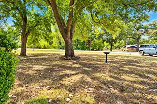800 Kerry Ln, Azle, TX 76020 - Photo 4