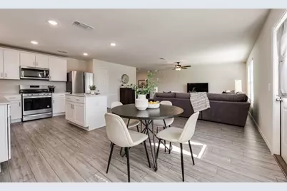 7005 Adderly Road, Pilot Point, TX 76258 - Photo 10
