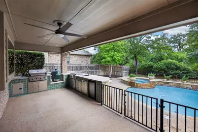 2204 Castle View Road, Mansfield, TX 76063 - Photo 28
