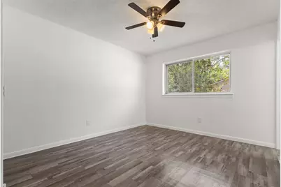 2563 Wood Valley Drive, Dallas, TX 75211 - Photo 12