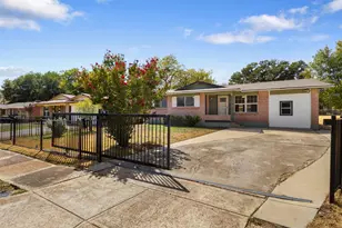 2563 Wood Valley Dr, Dallas, TX 75211 - Photo 2
