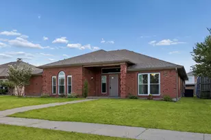 7406 Bayview Dr, Rowlett, TX 75088 - Photo 2