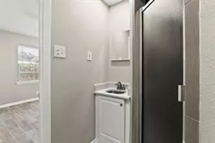 7425 S College Cir, North Richland Hills, TX 76180 - Photo 16